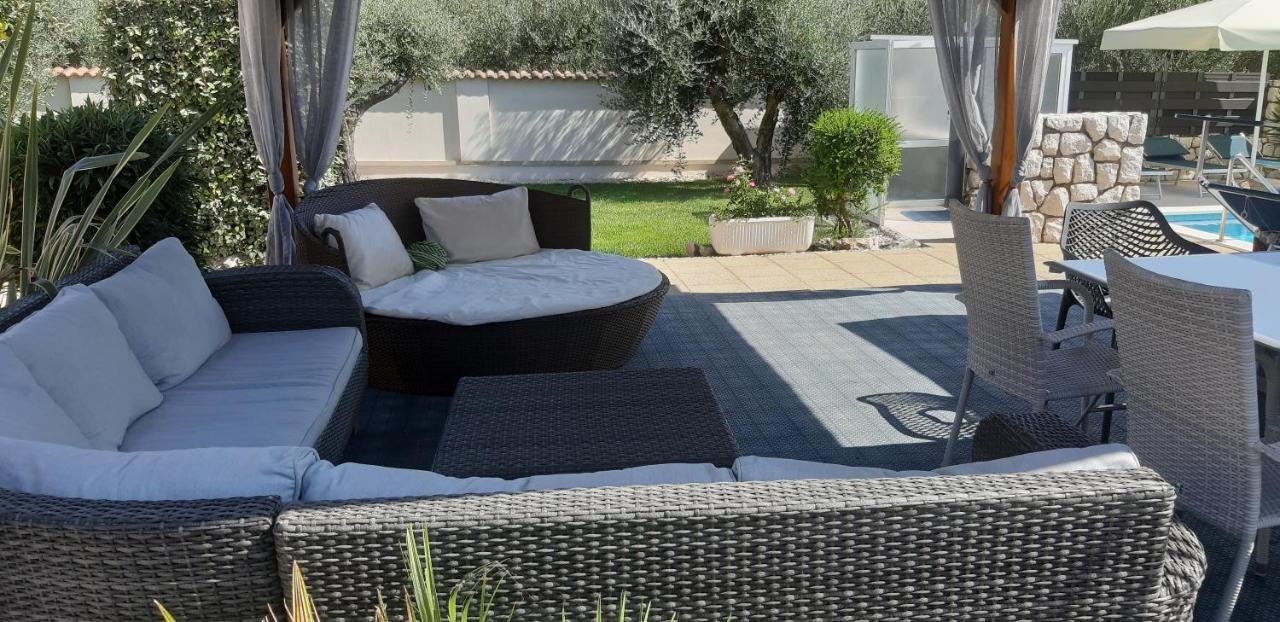 Villa Dalmatina Zadar Mit Pool Exterior foto