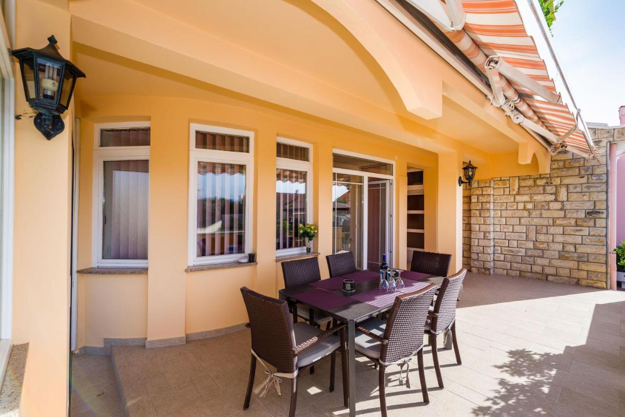 Villa Dalmatina Zadar Mit Pool Exterior foto